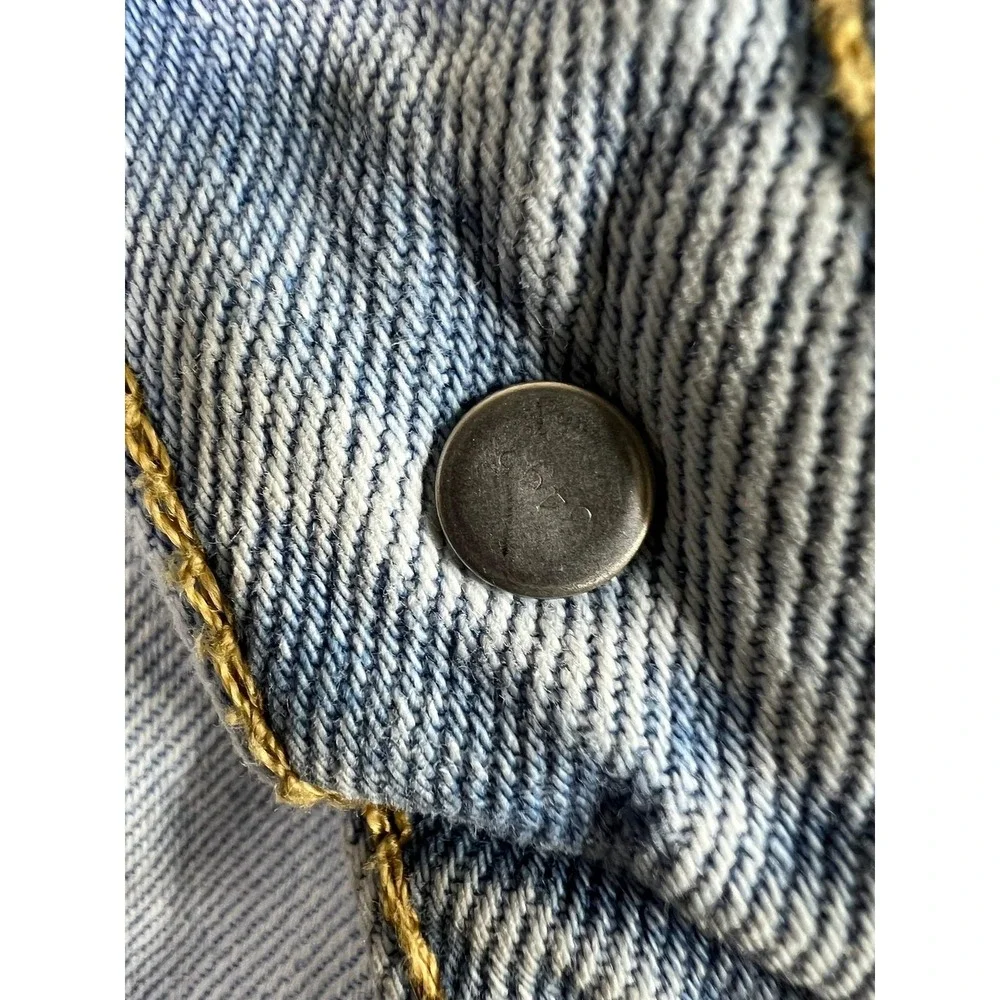 Levis levi 517
